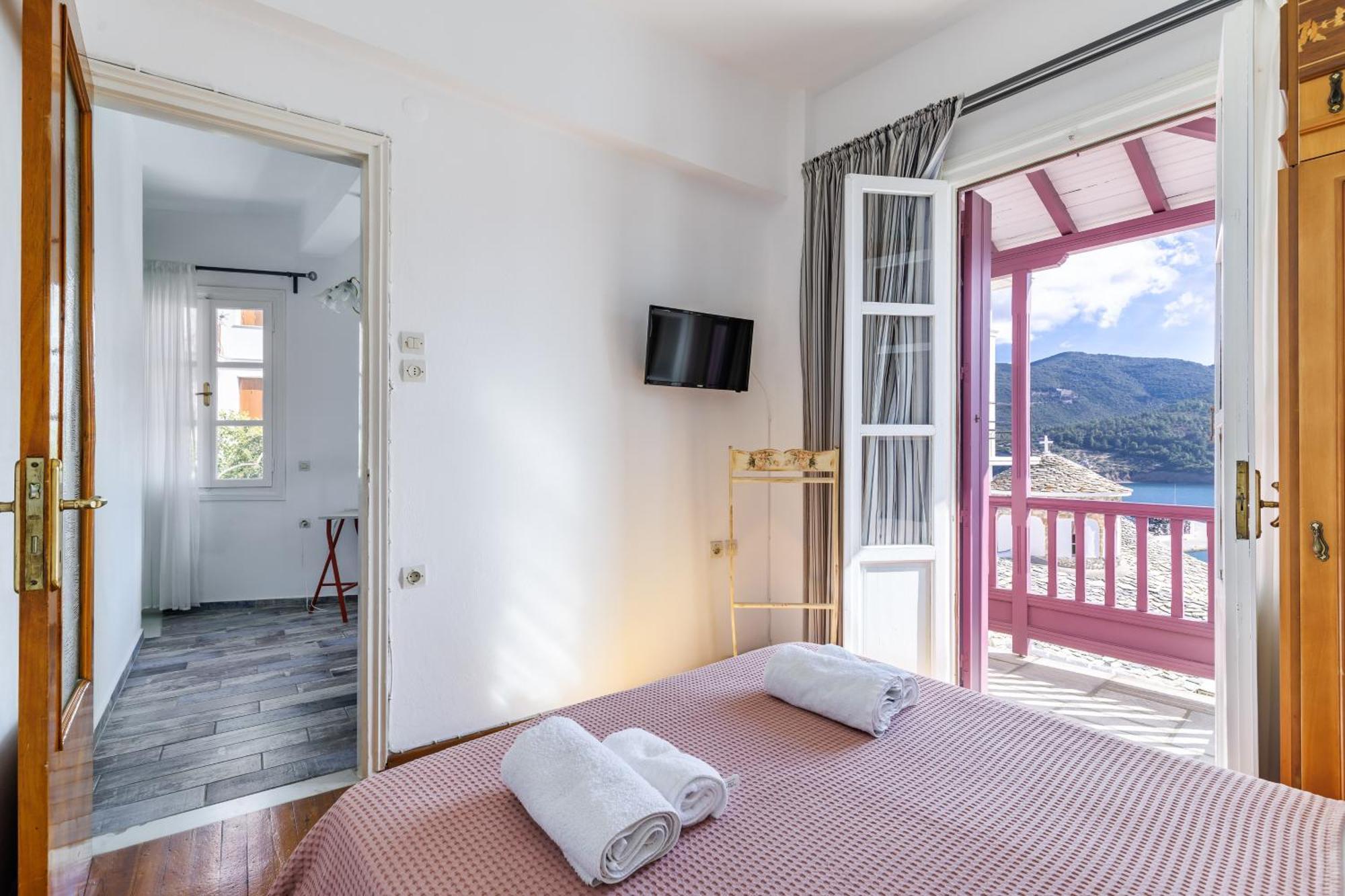 Skopelos Antonia House Экстерьер фото